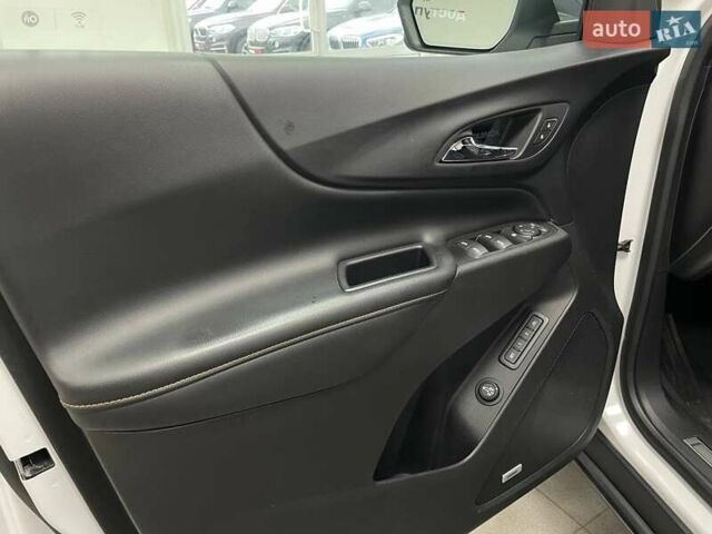 Білий Шевроле Еквінокс, об'ємом двигуна 2 л та пробігом 123 тис. км за 18990 $, фото 21 на Automoto.ua