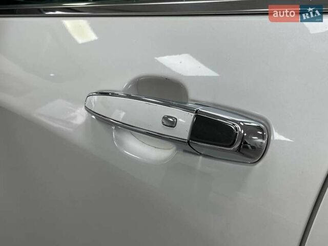 Білий Шевроле Еквінокс, об'ємом двигуна 2 л та пробігом 123 тис. км за 18990 $, фото 16 на Automoto.ua