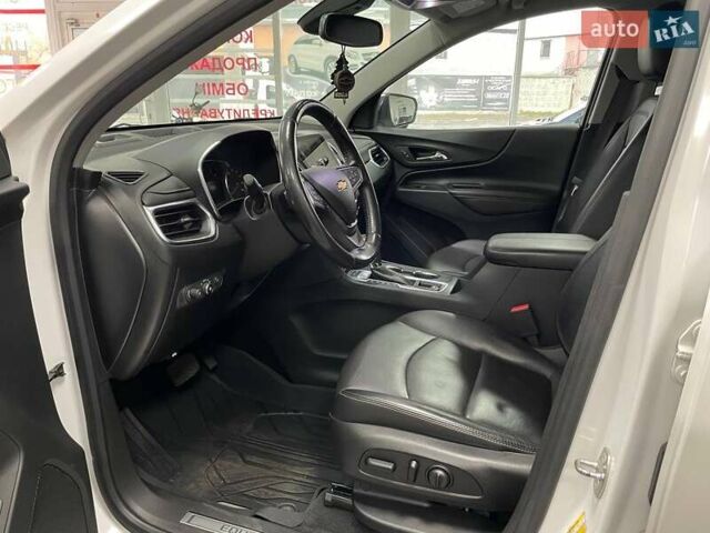 Білий Шевроле Еквінокс, об'ємом двигуна 2 л та пробігом 123 тис. км за 18990 $, фото 25 на Automoto.ua