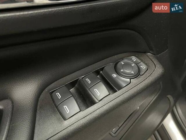 Білий Шевроле Еквінокс, об'ємом двигуна 2 л та пробігом 123 тис. км за 18990 $, фото 23 на Automoto.ua