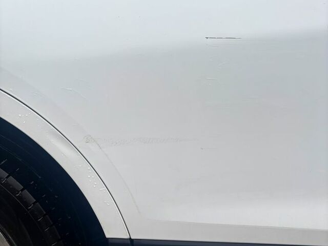 Белый Шевроле Эквинокс, объемом двигателя 2 л и пробегом 230 тыс. км за 15000 $, фото 8 на Automoto.ua