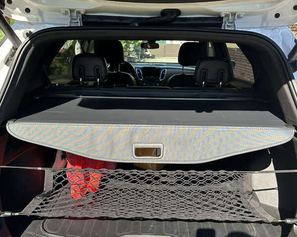 Белый Шевроле Эквинокс, объемом двигателя 2 л и пробегом 43 тыс. км за 21000 $, фото 18 на Automoto.ua