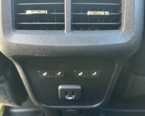 Белый Шевроле Эквинокс, объемом двигателя 2 л и пробегом 43 тыс. км за 21000 $, фото 12 на Automoto.ua