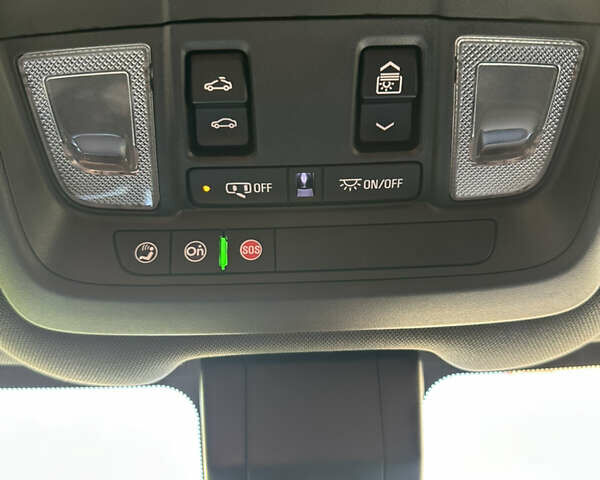 Белый Шевроле Эквинокс, объемом двигателя 2 л и пробегом 43 тыс. км за 21000 $, фото 5 на Automoto.ua