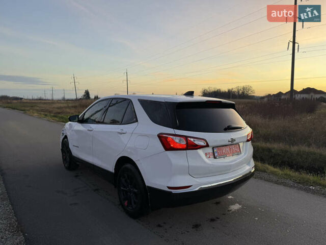 Білий Шевроле Еквінокс, об'ємом двигуна 1.5 л та пробігом 228 тис. км за 9900 $, фото 2 на Automoto.ua