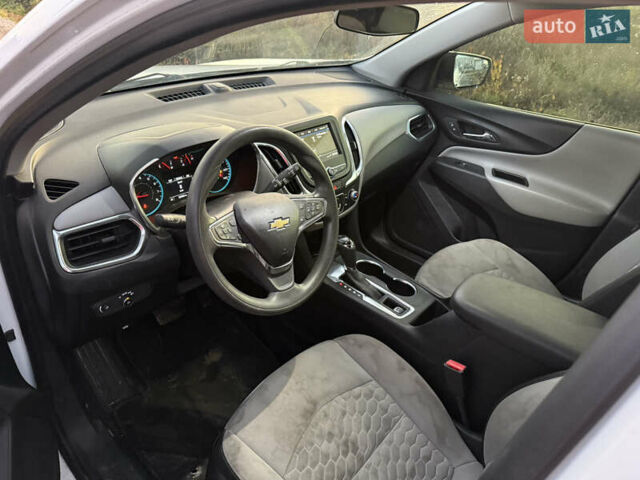 Білий Шевроле Еквінокс, об'ємом двигуна 1.5 л та пробігом 228 тис. км за 9900 $, фото 14 на Automoto.ua