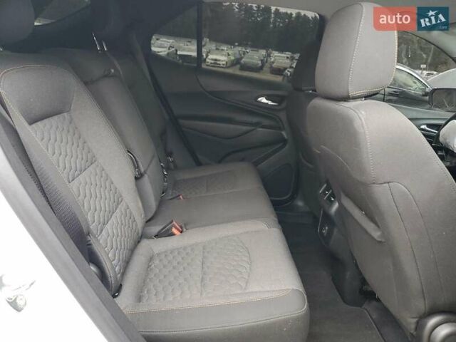 Белый Шевроле Эквинокс, объемом двигателя 1.5 л и пробегом 64 тыс. км за 3000 $, фото 10 на Automoto.ua