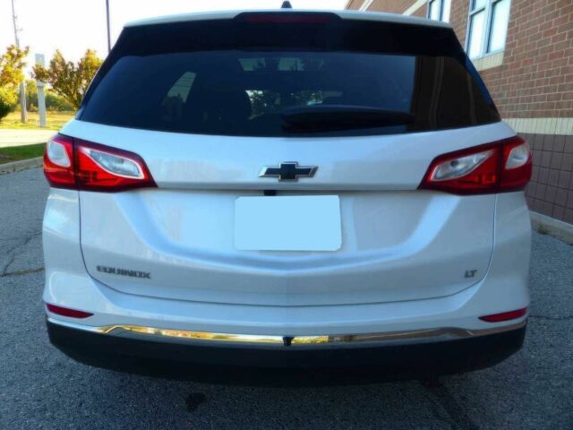 Белый Шевроле Эквинокс, объемом двигателя 1.5 л и пробегом 46 тыс. км за 11200 $, фото 5 на Automoto.ua