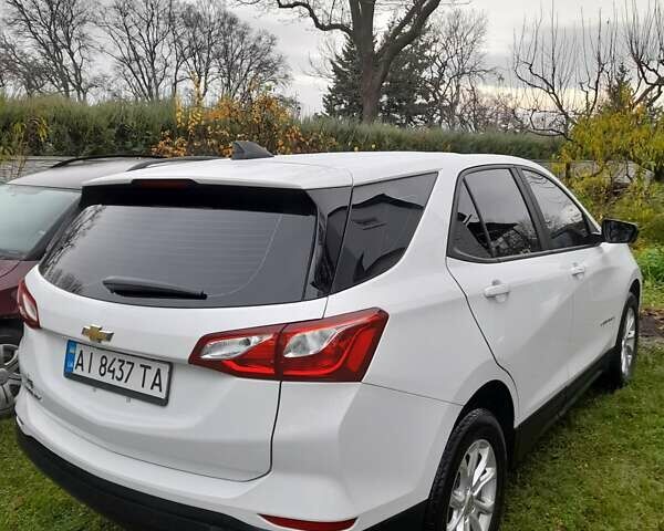 Белый Шевроле Эквинокс, объемом двигателя 1.49 л и пробегом 36 тыс. км за 16999 $, фото 2 на Automoto.ua