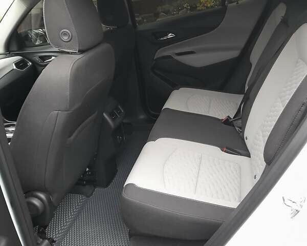 Белый Шевроле Эквинокс, объемом двигателя 1.49 л и пробегом 36 тыс. км за 16999 $, фото 9 на Automoto.ua