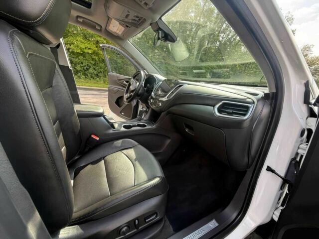 Белый Шевроле Эквинокс, объемом двигателя 1.5 л и пробегом 22 тыс. км за 8000 $, фото 8 на Automoto.ua