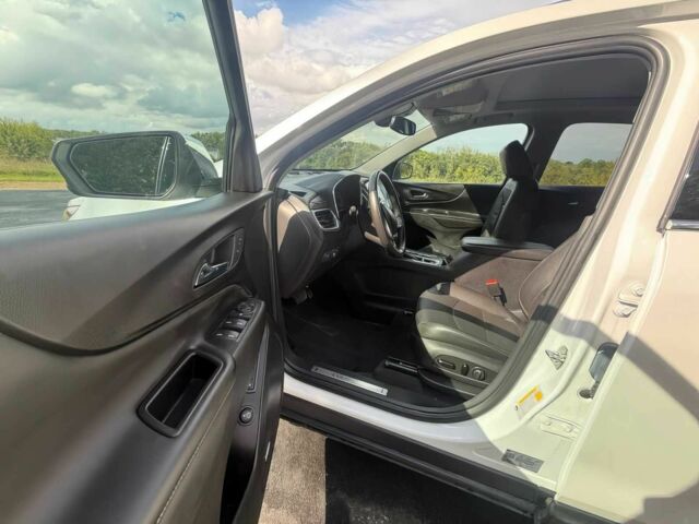 Белый Шевроле Эквинокс, объемом двигателя 1.5 л и пробегом 22 тыс. км за 8000 $, фото 9 на Automoto.ua