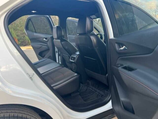 Белый Шевроле Эквинокс, объемом двигателя 1.5 л и пробегом 49 тыс. км за 8000 $, фото 10 на Automoto.ua