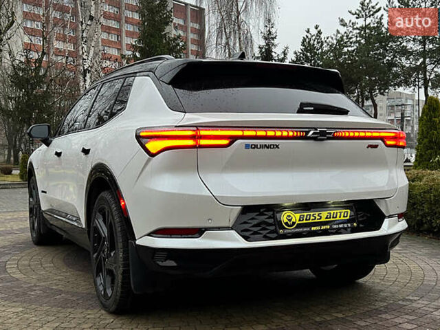 Белый Шевроле Эквинокс, объемом двигателя 0 л и пробегом 10 тыс. км за 31800 $, фото 4 на Automoto.ua