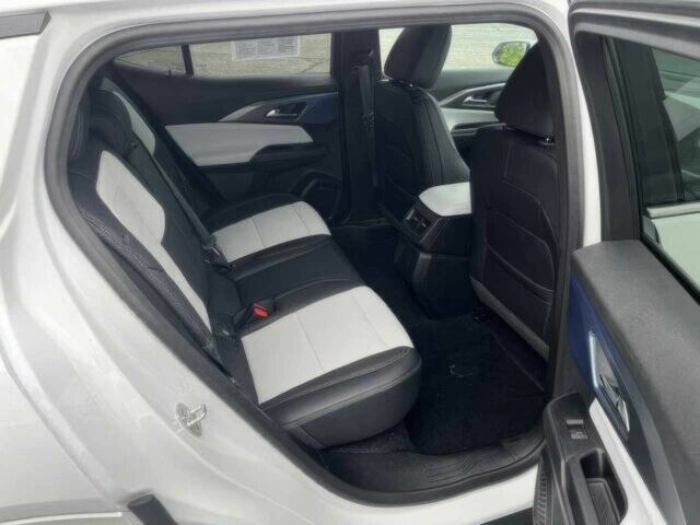 Белый Шевроле Эквинокс, объемом двигателя 0 л и пробегом 8 тыс. км за 23000 $, фото 10 на Automoto.ua