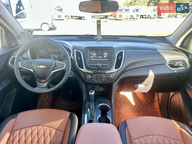 Бежевый Шевроле Эквинокс, объемом двигателя 1.6 л и пробегом 229 тыс. км за 17100 $, фото 6 на Automoto.ua