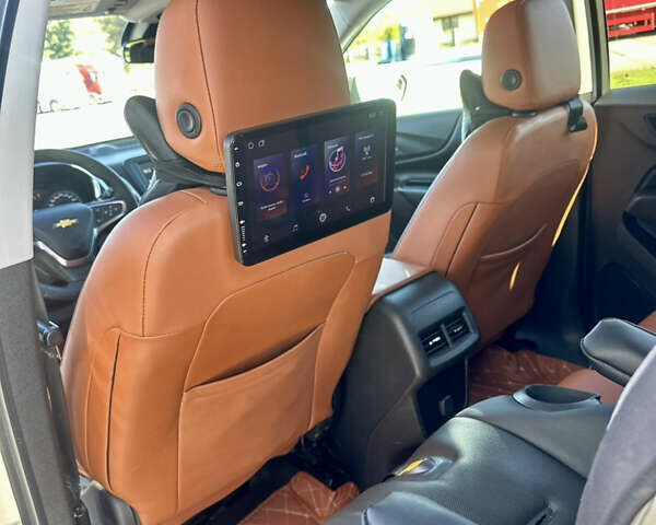 Бежевый Шевроле Эквинокс, объемом двигателя 1.6 л и пробегом 229 тыс. км за 17100 $, фото 7 на Automoto.ua