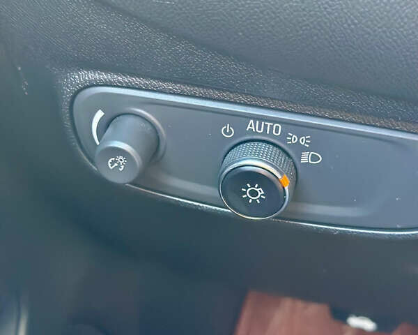 Бежевый Шевроле Эквинокс, объемом двигателя 1.6 л и пробегом 229 тыс. км за 17100 $, фото 82 на Automoto.ua