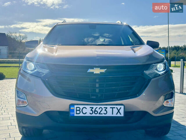 Бежевый Шевроле Эквинокс, объемом двигателя 1.6 л и пробегом 229 тыс. км за 17100 $, фото 1 на Automoto.ua