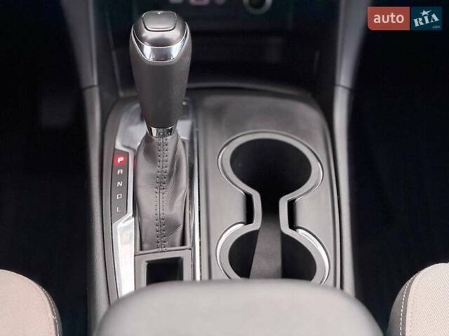 Бежевий Шевроле Еквінокс, об'ємом двигуна 1.5 л та пробігом 134 тис. км за 14300 $, фото 46 на Automoto.ua