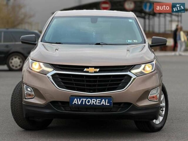 Бежевий Шевроле Еквінокс, об'ємом двигуна 1.5 л та пробігом 134 тис. км за 14300 $, фото 2 на Automoto.ua