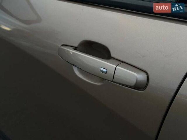 Бежевий Шевроле Еквінокс, об'ємом двигуна 1.5 л та пробігом 134 тис. км за 14300 $, фото 30 на Automoto.ua