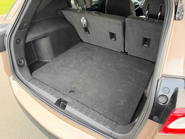 Бежевий Шевроле Еквінокс, об'ємом двигуна 1.5 л та пробігом 134 тис. км за 14300 $, фото 9 на Automoto.ua