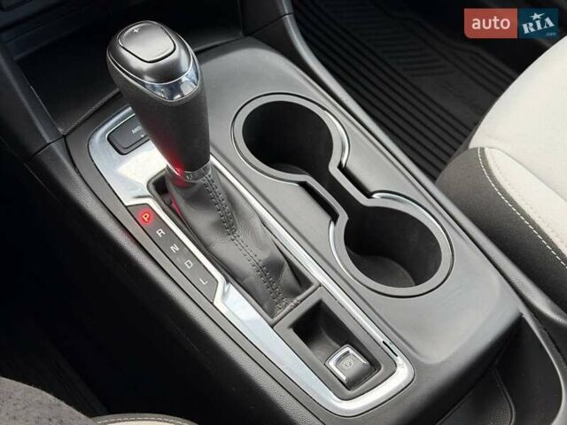 Бежевий Шевроле Еквінокс, об'ємом двигуна 1.5 л та пробігом 134 тис. км за 14300 $, фото 55 на Automoto.ua