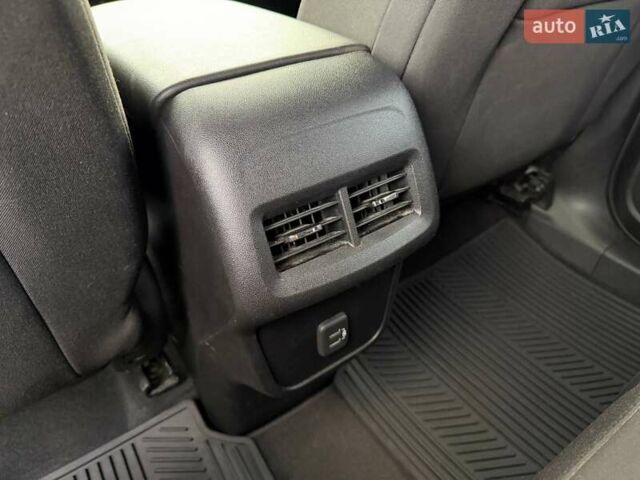 Бежевий Шевроле Еквінокс, об'ємом двигуна 1.5 л та пробігом 134 тис. км за 14300 $, фото 40 на Automoto.ua