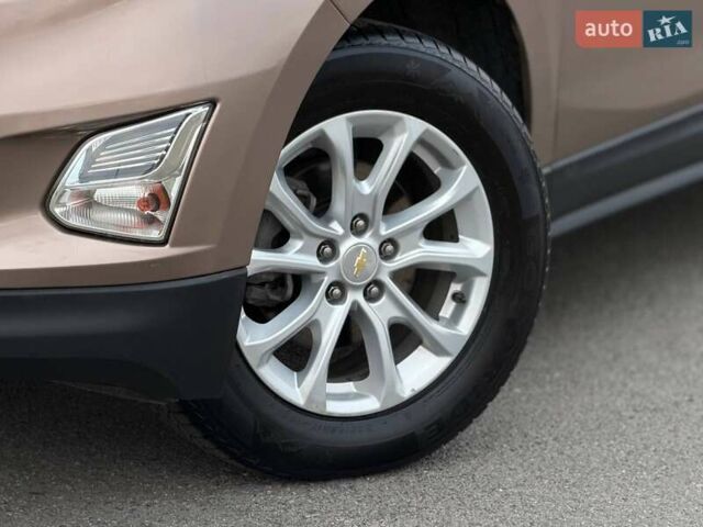 Бежевий Шевроле Еквінокс, об'ємом двигуна 1.5 л та пробігом 134 тис. км за 14300 $, фото 6 на Automoto.ua