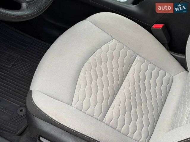 Бежевий Шевроле Еквінокс, об'ємом двигуна 1.5 л та пробігом 134 тис. км за 14300 $, фото 37 на Automoto.ua