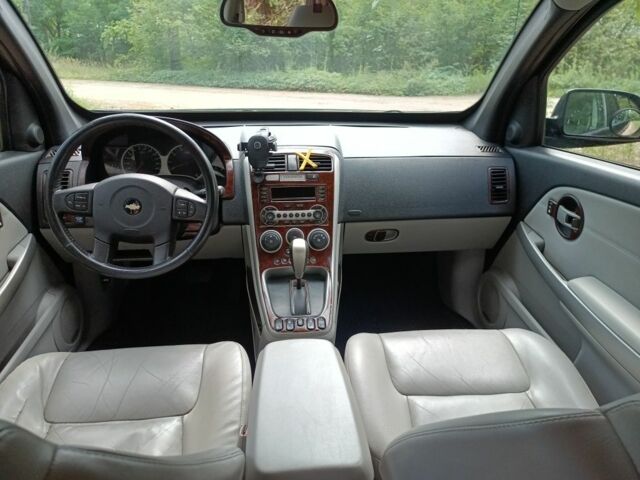 Черный Шевроле Эквинокс, объемом двигателя 3.4 л и пробегом 85 тыс. км за 6300 $, фото 5 на Automoto.ua