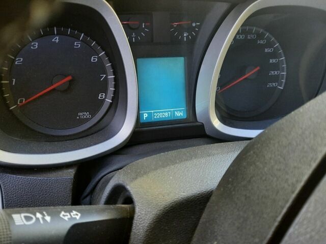 Черный Шевроле Эквинокс, объемом двигателя 3 л и пробегом 230 тыс. км за 6500 $, фото 9 на Automoto.ua