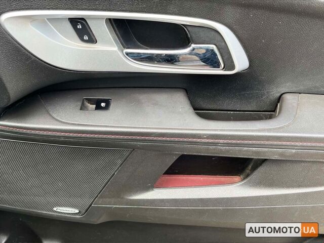 Черный Шевроле Эквинокс, объемом двигателя 2.4 л и пробегом 240 тыс. км за 10999 $, фото 27 на Automoto.ua