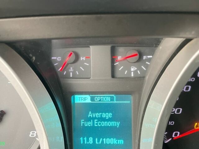 Чорний Шевроле Еквінокс, об'ємом двигуна 2.4 л та пробігом 280 тис. км за 11500 $, фото 9 на Automoto.ua