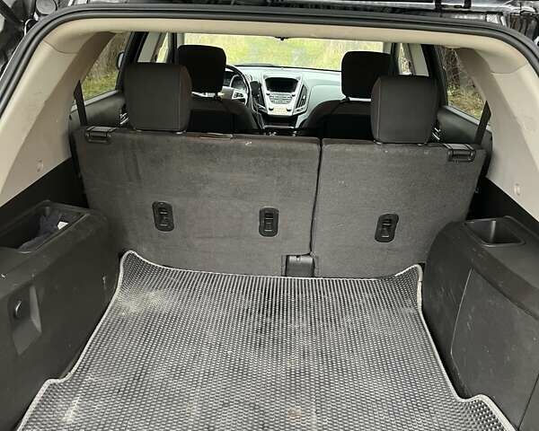 Черный Шевроле Эквинокс, объемом двигателя 2.36 л и пробегом 214 тыс. км за 8000 $, фото 5 на Automoto.ua