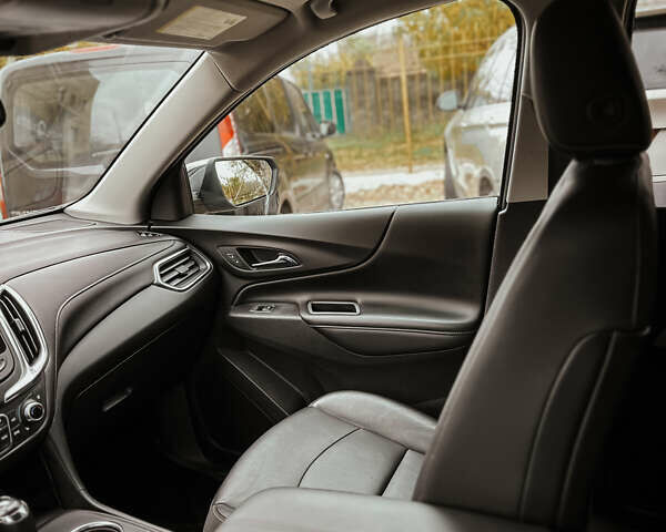 Черный Шевроле Эквинокс, объемом двигателя 2 л и пробегом 224 тыс. км за 14200 $, фото 11 на Automoto.ua