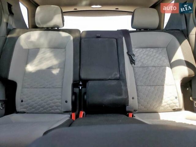 Чорний Шевроле Еквінокс, об'ємом двигуна 1.5 л та пробігом 101 тис. км за 3000 $, фото 9 на Automoto.ua