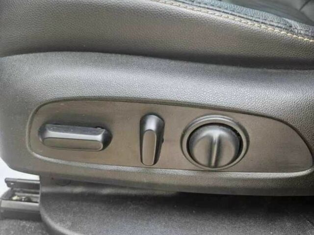 Черный Шевроле Эквинокс, объемом двигателя 1.5 л и пробегом 54 тыс. км за 17500 $, фото 7 на Automoto.ua