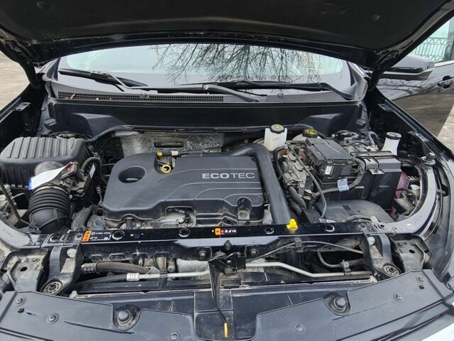 Черный Шевроле Эквинокс, объемом двигателя 1.5 л и пробегом 14 тыс. км за 22200 $, фото 4 на Automoto.ua