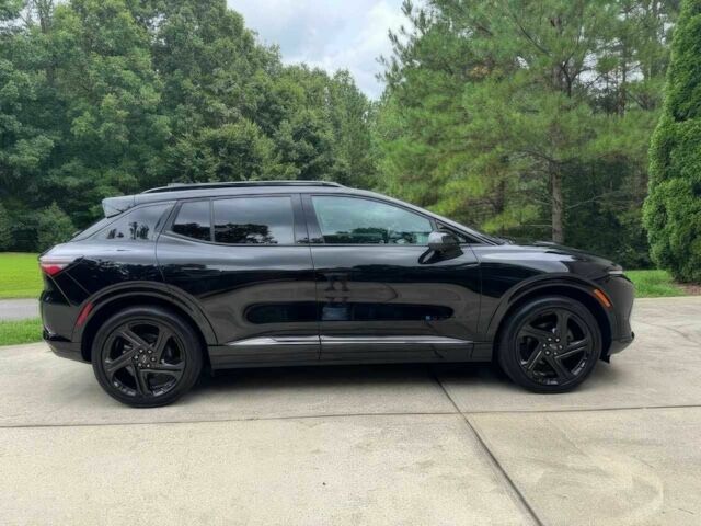 Черный Шевроле Эквинокс, объемом двигателя 0 л и пробегом 28 тыс. км за 2100 $, фото 3 на Automoto.ua