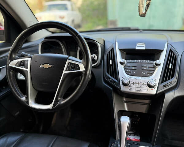 Красный Шевроле Эквинокс, объемом двигателя 2.38 л и пробегом 263 тыс. км за 7600 $, фото 10 на Automoto.ua
