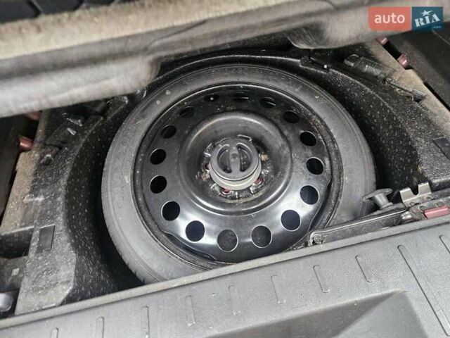 Красный Шевроле Эквинокс, объемом двигателя 2.38 л и пробегом 260 тыс. км за 6800 $, фото 11 на Automoto.ua