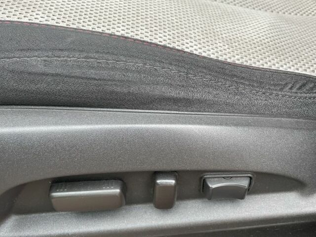 Красный Шевроле Эквинокс, объемом двигателя 2.4 л и пробегом 152 тыс. км за 12500 $, фото 15 на Automoto.ua