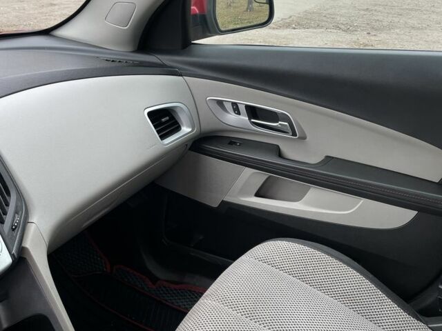 Красный Шевроле Эквинокс, объемом двигателя 2.4 л и пробегом 152 тыс. км за 12500 $, фото 12 на Automoto.ua