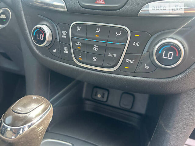 Красный Шевроле Эквинокс, объемом двигателя 1.5 л и пробегом 120 тыс. км за 3000 $, фото 30 на Automoto.ua