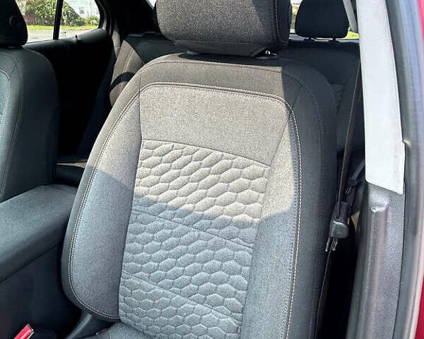 Красный Шевроле Эквинокс, объемом двигателя 1.5 л и пробегом 120 тыс. км за 3000 $, фото 33 на Automoto.ua