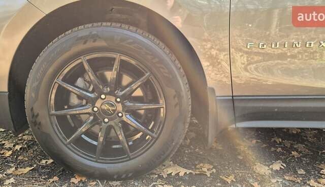 Шевроле Эквинокс, объемом двигателя 2 л и пробегом 153 тыс. км за 15500 $, фото 14 на Automoto.ua