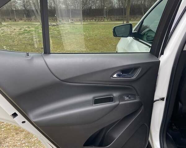 Шевроле Эквинокс, объемом двигателя 1.5 л и пробегом 119 тыс. км за 12900 $, фото 28 на Automoto.ua