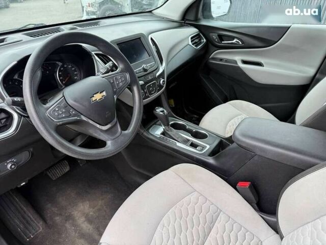 Шевроле Эквинокс, объемом двигателя 1.5 л и пробегом 132 тыс. км за 12600 $, фото 4 на Automoto.ua